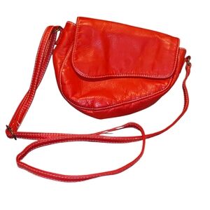 No Boundries Red Leather Crossbody Bag. Adjustable Strap. EUC